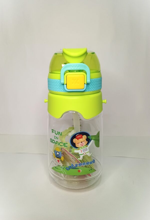Cottagekart||Cute Kids Water Bottle with Astronaut Design – BPA Free, Leak-Proof, Sipper Bottle for School & Travel (Green, 600ml) - Image 2