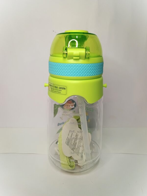 Cottagekart||Cute Kids Water Bottle with Astronaut Design – BPA Free, Leak-Proof, Sipper Bottle for School & Travel (Green, 600ml) - Image 5